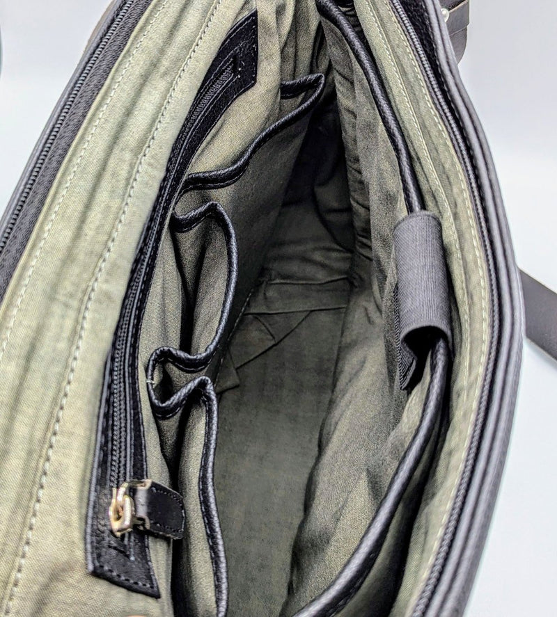 Ledertasche mit Umschlag für Herren in sportlicher Optik