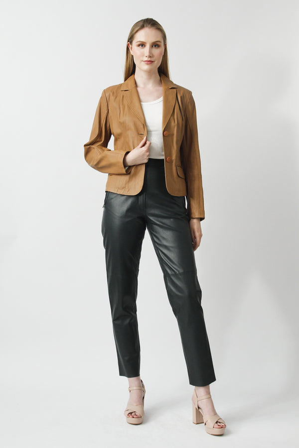 Kurzer Damen Leder-Blazer tailliert mit Revers in Lammnappa cognac