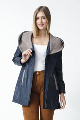 Damen Lederjacke tailliert in Lammnappa blau/beige mit Kapuze gestrickt