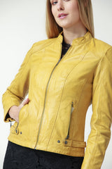 Damen Bikerstyle Lederjacke aus Lammnappa in gelb mit Stehkragen