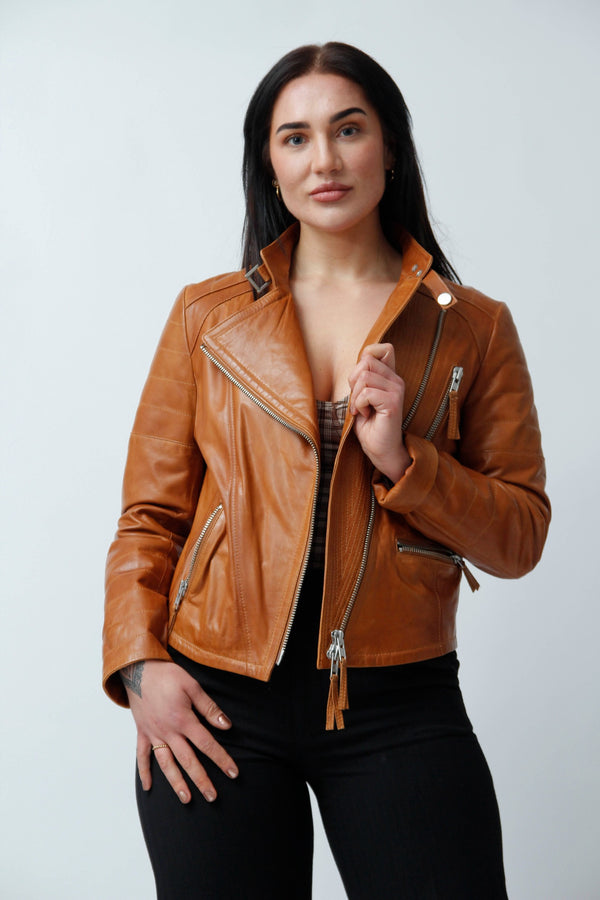 Kurze Damen Biker Style Lammnappalederjacke in Mais mit Stehkragen