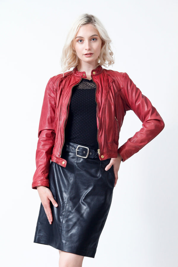 Kurze Bikerstyle Damen Lederjacke Lammnappa rot vintage tailliert mit Stehkragen