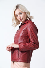 Taillierte Damen Lederjacke mit Reißverschluss in Lammnappa rot vintage ungefüttert