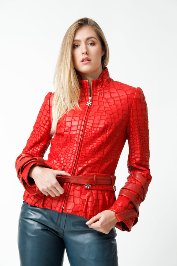 Kurze Damen Lederjacke Lammnappa mit Lasercut Rot Stehkragen und Gürtel