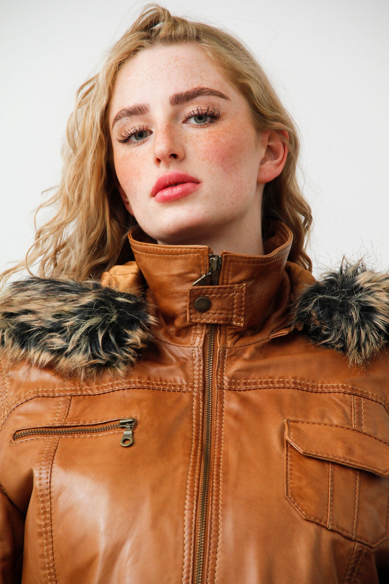 Damen Parka mit Kapuze in Lammnappa cognac vintage und Fellimitat