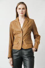 Figurbetonter Damen Lederblazer cognac aus weichem Lammnappa als Zweiknopf